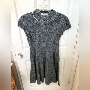 Perfect fall dress with Peter Pan collar! Dark blue, mint and cream floral dress